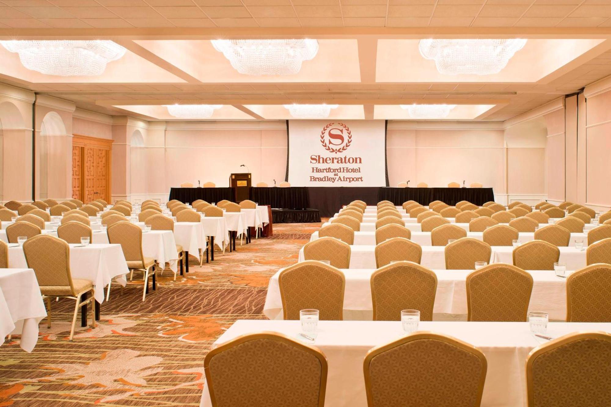 Sheraton Hartford Hotel At Bradley Airport Виндзор Локс Экстерьер фото